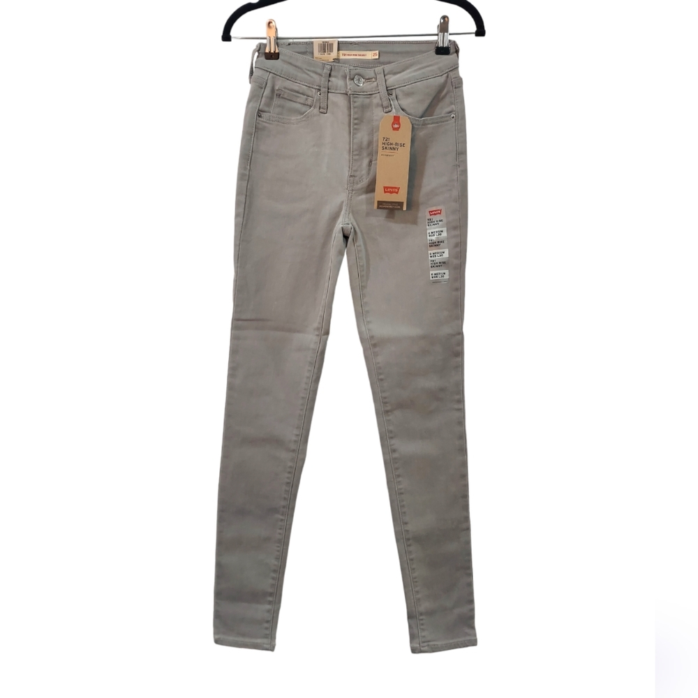 NWT Levi's High-Rise Skinny Jeans Size 25